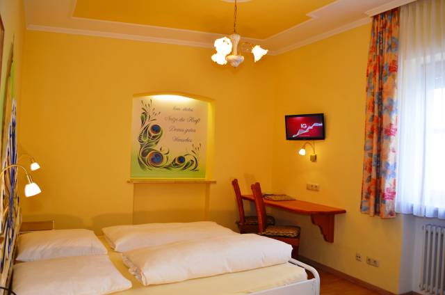 Innenansicht Doppelzimmer "Pfauenzimmer"